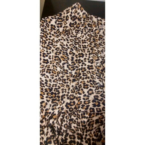 * Kim Rogers Womens Sz 3X Leopard Cuffed Sleeve Tunic Top  1/4 Button - Picture 5 of 8